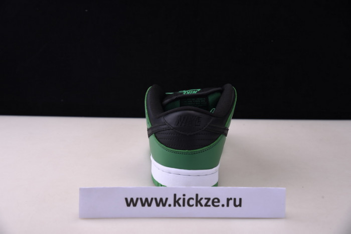 nike sb dunk low celadon bq6817-302