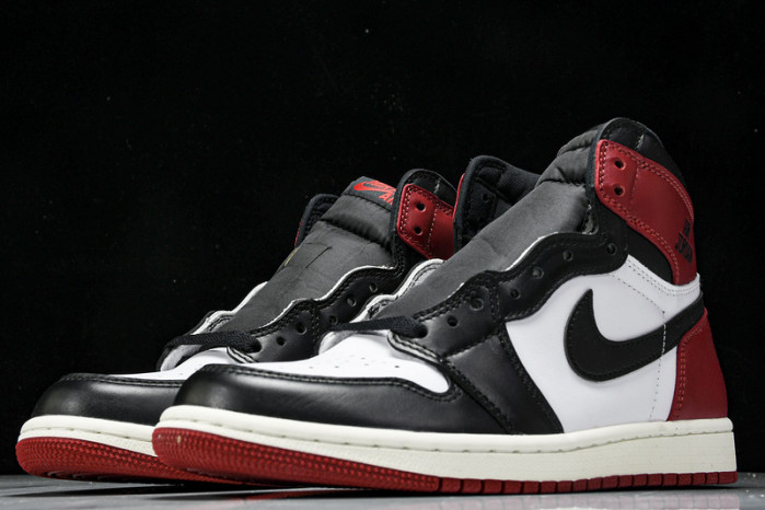 air jordan 1 high og black toe reimagined dz5485-106