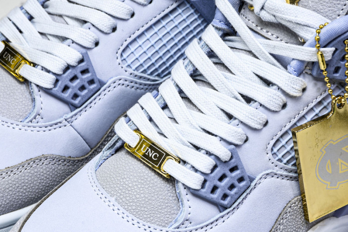 Jordan 4 Retro NCAA UNC Tar heels PE HV9204-407