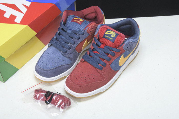 nike sb dunk low barcelona catalonia dj0606-400