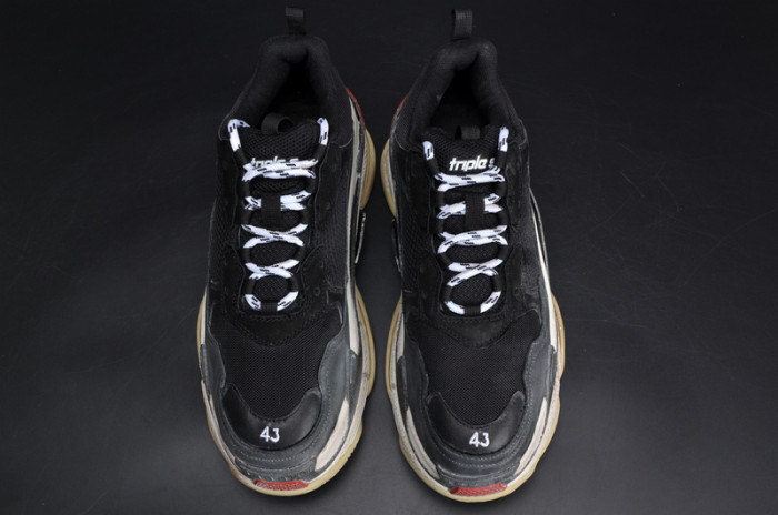 bl 17fw triple s trainer black/ red mens w05m23972