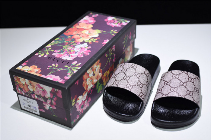 gc leather slide sandal with plaid