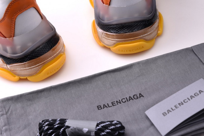 bl triple s trainers clear sole orange black 541624 w09e1 1766